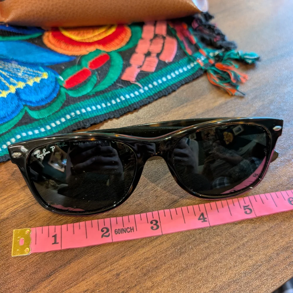 Ray-Ban Tortoiseshell Brown New Wayfarer Sunglasses w/ Polarized Lenses ($231) - Picture 12 of 14